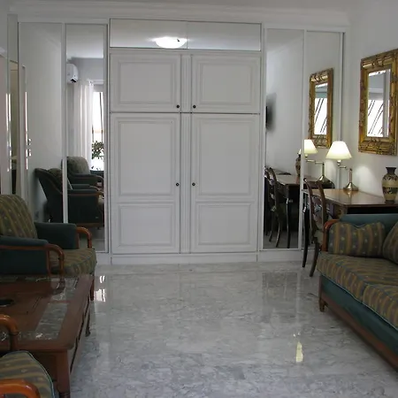 Apartment Studio Albert 1er *